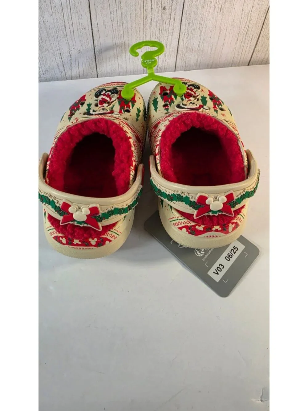 DISNEY PARKS MICKEY MOUSE CHRISTMAS LINED CROCS TODDLER CLOGS C7 FUZZY HOLIDAY N